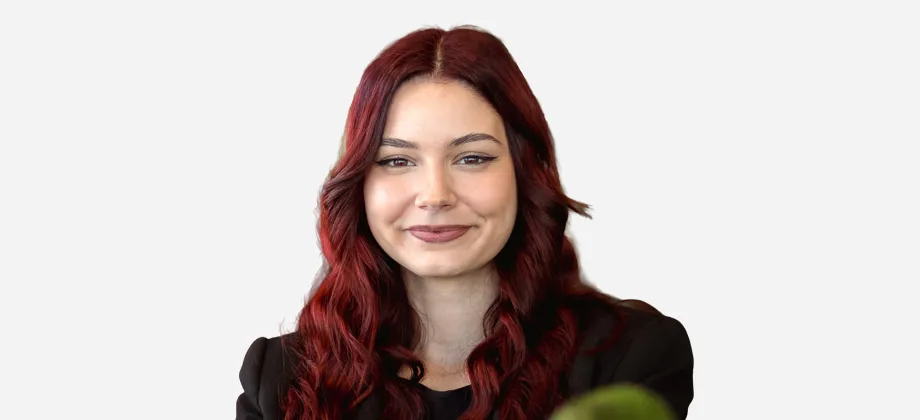 Nikolina Savic Alumni