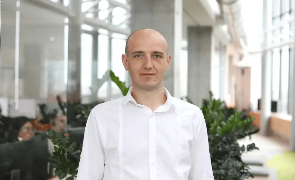 Mirko Bujagić Our Team (3)